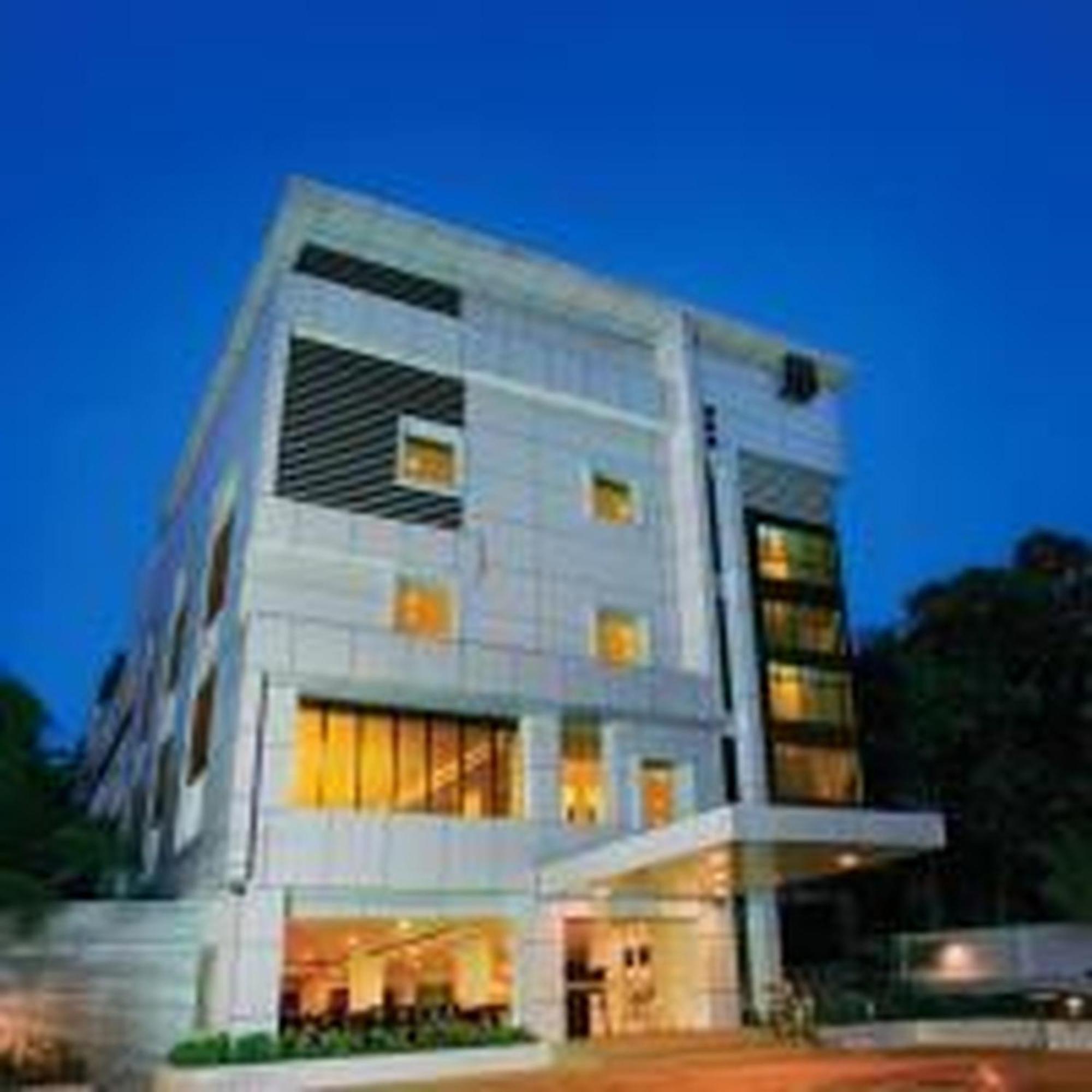 Hotel Hills Park Pathanamthitta Екстер'єр фото